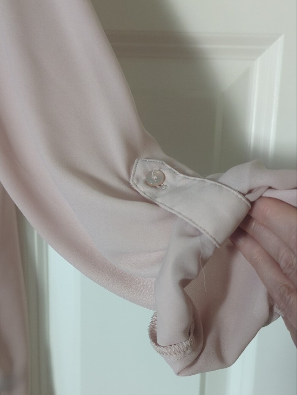 The Limited Lightweight Pale Pink Button-Down Blouse - Picture 4 of 4